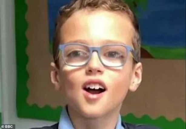 Foto - Apple'ın emojisi 10 yaşındaki çocuğun kabusu oldu: Değiştirmeleri için harekete geçti!