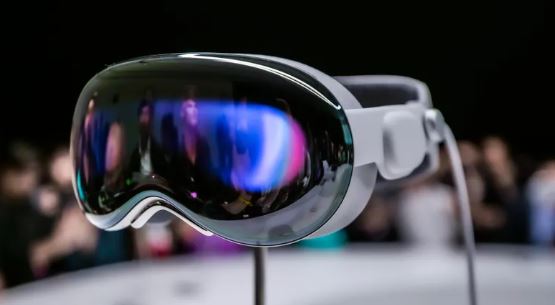 Foto - Apple'ın yapay gözlüğü Vision Pro ön siparişlere açıldı! iPhone fiyatlarını gölgede bırakıyor