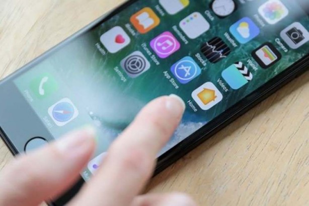 Foto - Apple'ın yeni telefonunun bilgileri sızdırıldı