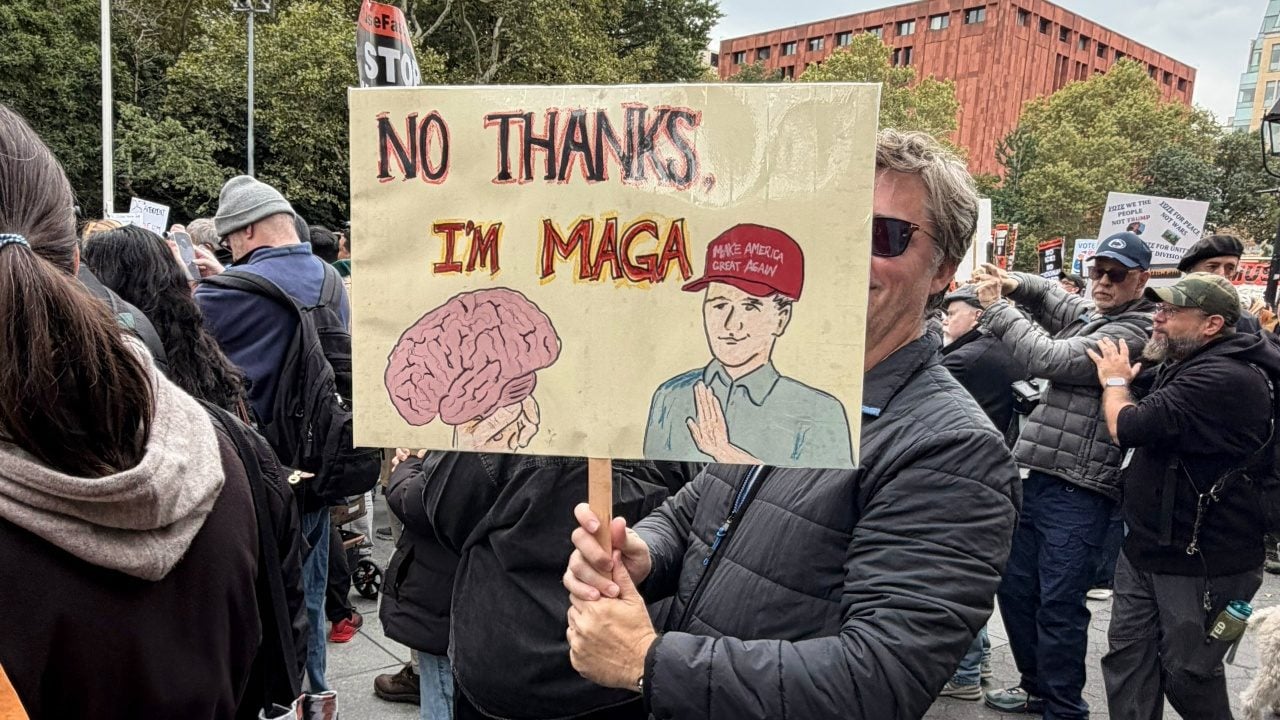 Foto - Ara seçim öncesi ABD sokakları hareketlendi! Trump karşıtlarından "Krallara Hayır" protestosu