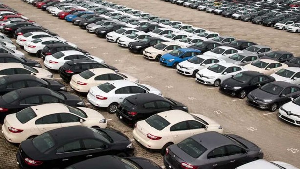 Foto - Araba alacaklar dikkat! İkinci elde sert düşüş!
