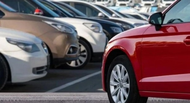 Foto - Araba almak isteyenlerin dikkatine! Zararına satışlar başladı