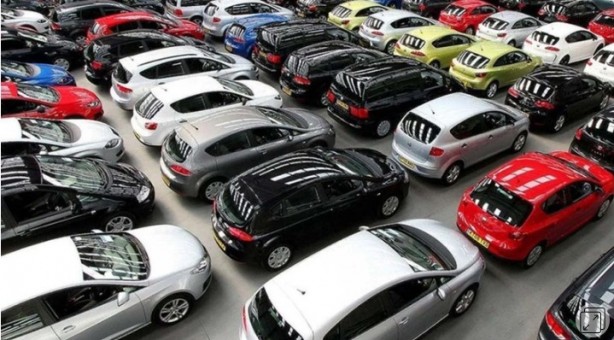 Foto - Araba almak isteyenlerin dikkatine! Zararına satışlar başladı