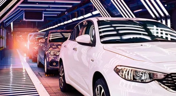 Foto - Araba almak isteyenlerin dikkatine! Zararına satışlar başladı