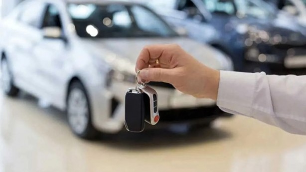 Foto - Araba almak isteyenlerin dikkatine! Zararına satışlar başladı