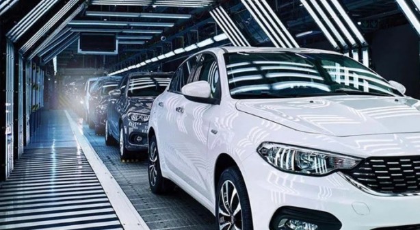 Foto - Araba almak isteyenlerin dikkatine! Zararına satışlar başladı