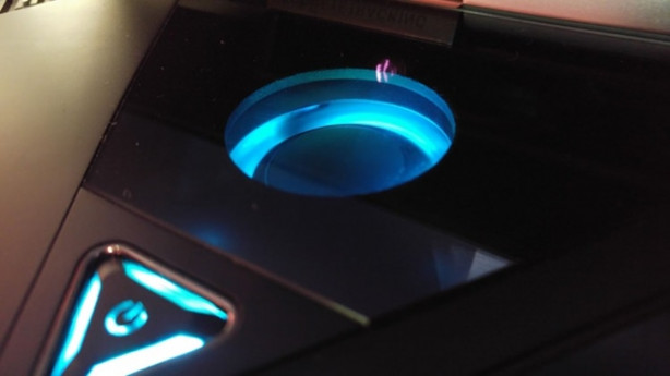 Foto - Araba fiyatına bilgisayar!