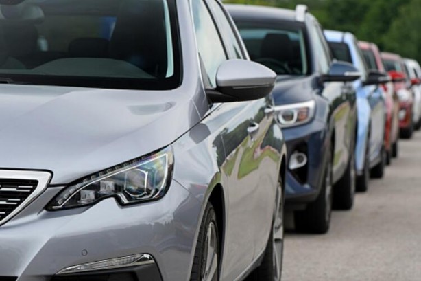 Foto - Araba fiyatlarına büyük zam geliyor!