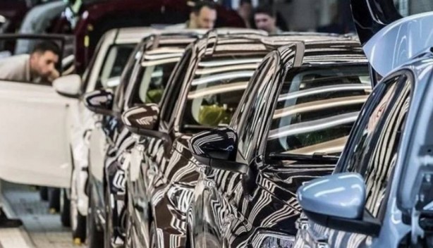 Foto - Araba fiyatlarında beklenen haber geldi! İşte fiyatların düşeceği tarih