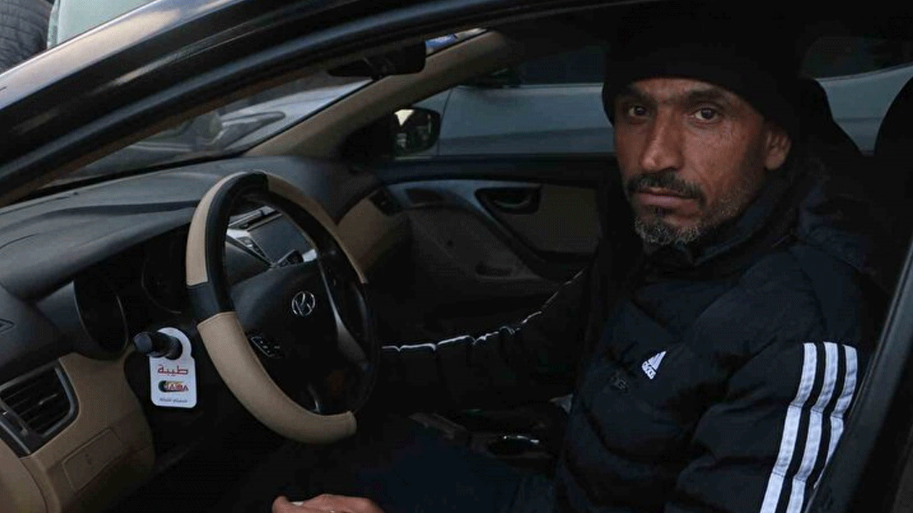 Foto - Araba fiyatlarını gören Suriyelilerin ağzı açık kaldı! Satın almaktan korkuyorlar ama sebebi sandığınız gibi değil