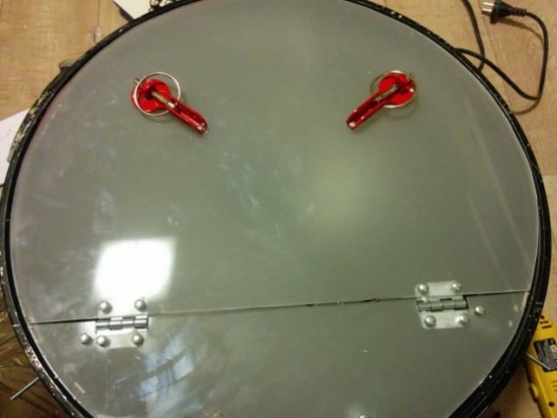 Foto - Araba jantından yaptığı şeye çok şaşıracaksınız