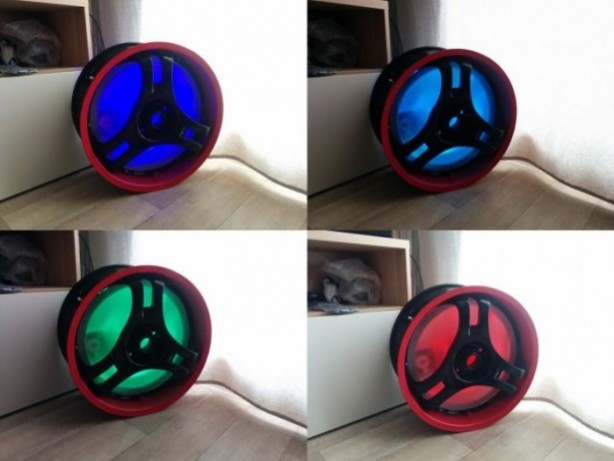 Foto - Araba jantından yaptığı şeye çok şaşıracaksınız