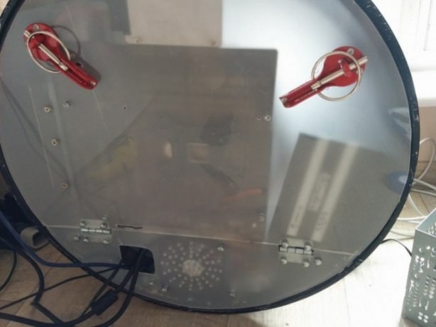 Foto - Araba jantından yaptığı şeye çok şaşıracaksınız