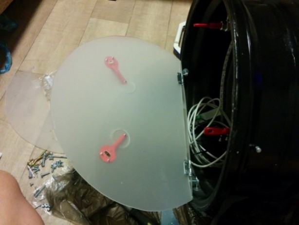 Foto - Araba jantından yaptığı şeye çok şaşıracaksınız