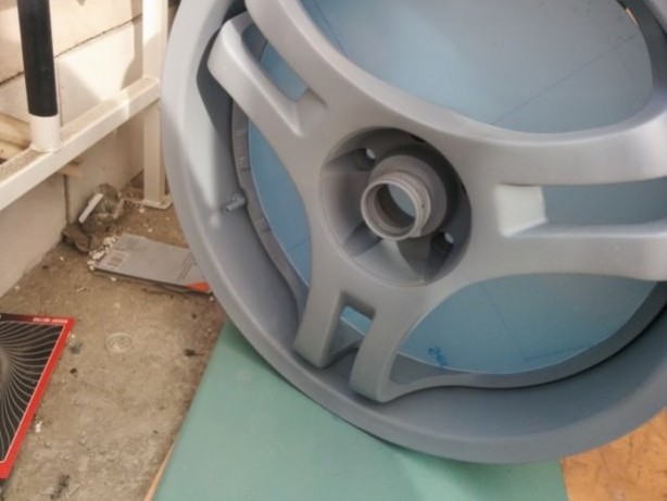 Foto - Araba jantından yaptığı şeye çok şaşıracaksınız