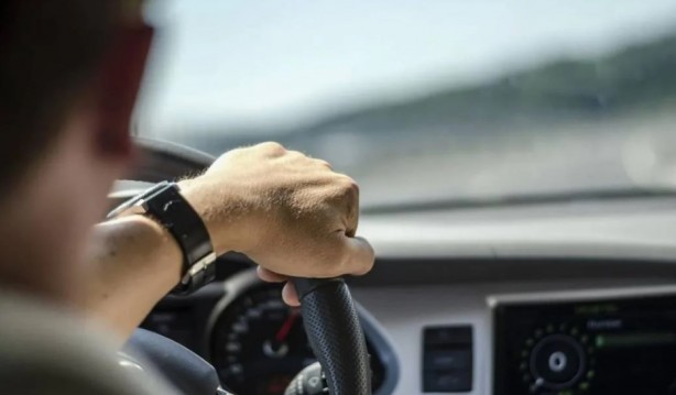 Foto - Araba kullanırken kaçınmanız gereken 20 kritik hata