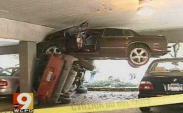 Foto - Araba park etmeye yeni bir soluk kazandırdılar!