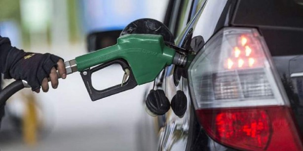 Foto - Arabalar kapıda yatacak kapıda! Akaryakıt fiyatlarıyla ilgili şok gelişme! Bu kez öyle üç beş de değil