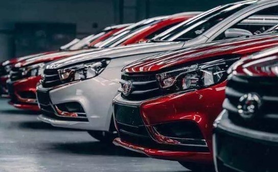 Foto - Arabalarda indirim furyası başladı! 300 bin liraya kadar çıktı