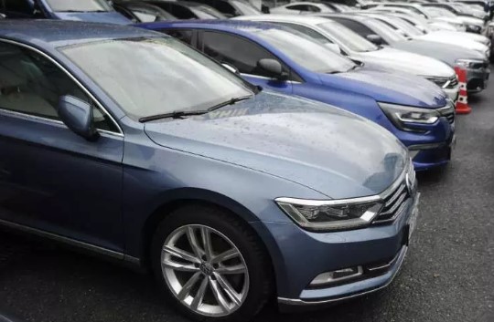 Foto - Arabalarda indirim furyası başladı! 300 bin liraya kadar çıktı