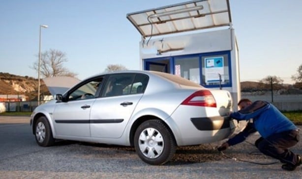 Foto - Arabanızdaki kötü kokuların sebebi bu olabilir!
