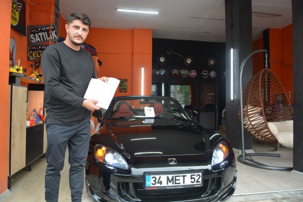 Foto - Arabası ile trafikte öyle bir hareket yaptı ki! 300 bin liralık ceza yedi