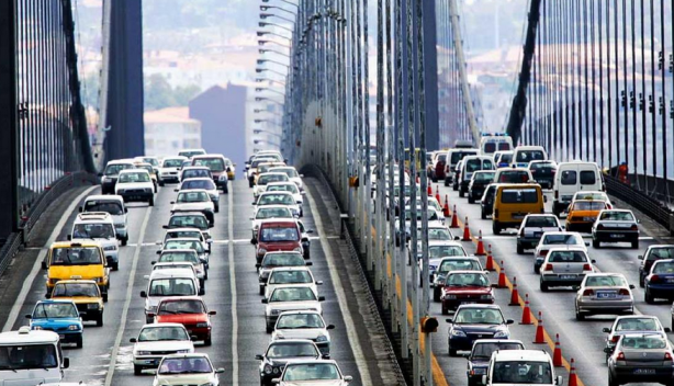 Foto - Arabası olan herkesi kapsayan yeni karar! Bunu yapan sürücü tazminat ödeyecek