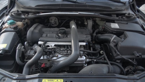 Foto - Arabası olan herkesin başına gelebilir! İnternetten aldı, başına gelmeyen kalmadı