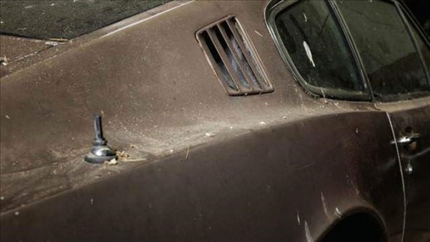 Foto - Arabayı 36 yıl unuttular!