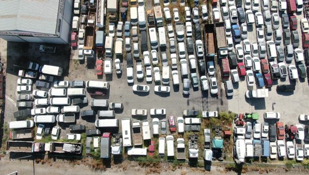 Araç alacaklar dikkat! Oradan bir buçuk milyon araç geliyor