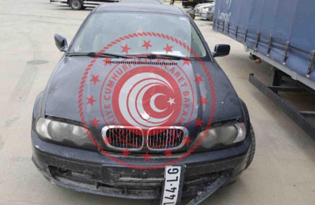 Foto - Araç alacaklar dikkat! Bitmesine saatler kaldı... Hepsi Ticaret Bakanlığı satılık