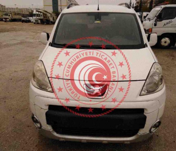 Foto - Araç alacaklar dikkat! Bitmesine saatler kaldı... Hepsi Ticaret Bakanlığı satılık