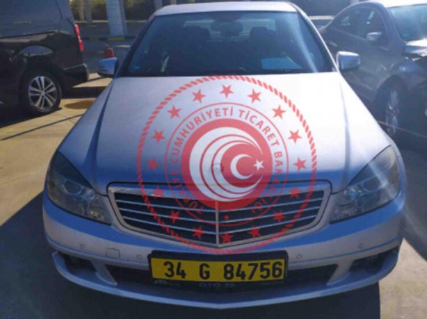 Foto - Araç alacaklar dikkat! Bitmesine saatler kaldı... Hepsi Ticaret Bakanlığı satılık