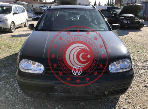 Foto - Araç alacaklar dikkat! Bitmesine saatler kaldı... Hepsi Ticaret Bakanlığı satılık