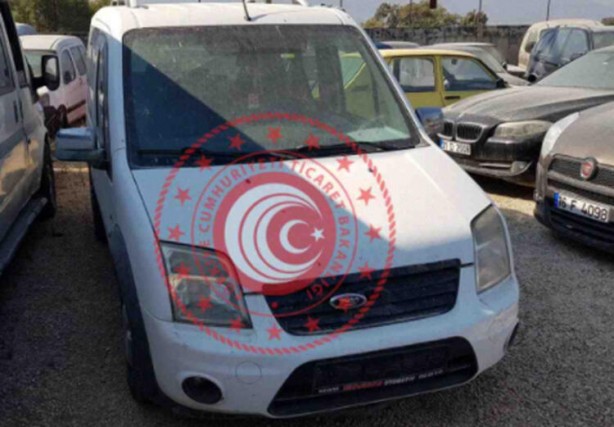 Foto - Araç alacaklar dikkat! Bitmesine saatler kaldı... Hepsi Ticaret Bakanlığı satılık