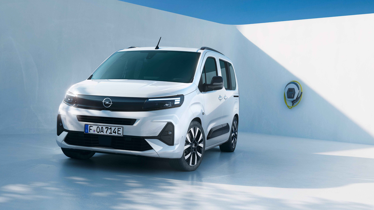 Foto - Araç almak için en iyi zaman! Opel Eylül'de faizsiz araç alımının kapılarını açtı!