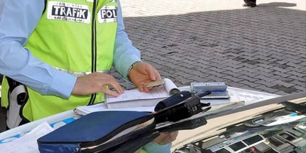 Foto - Araç kullanan herkesi ilgilendiriyor! Bunu yapanın ocağına incir ağacı dikilecek! Patır patır yapmaya başladılar bile