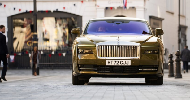 Foto - Araç sahipleri: 26 milyon TL’lik elektrikli Rolls-Royce Spectre satışa çıkmadı ama ülkemizde yüzlerce sıraya girmiş!