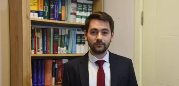 Foto - Akaryakıt aldıktan sonra kontağı çalıştırmadan önce hemen oraya bakın! Bir vatandaşın başına öyle bir şey geldi ki..