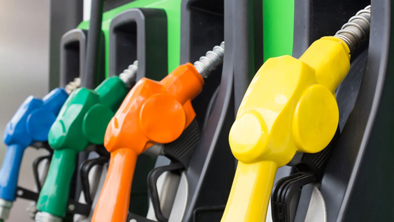 Foto - Araç sahipleri aman dikkat! Akaryakıtta tabela değişiyor: 3 lirayı bulacak...