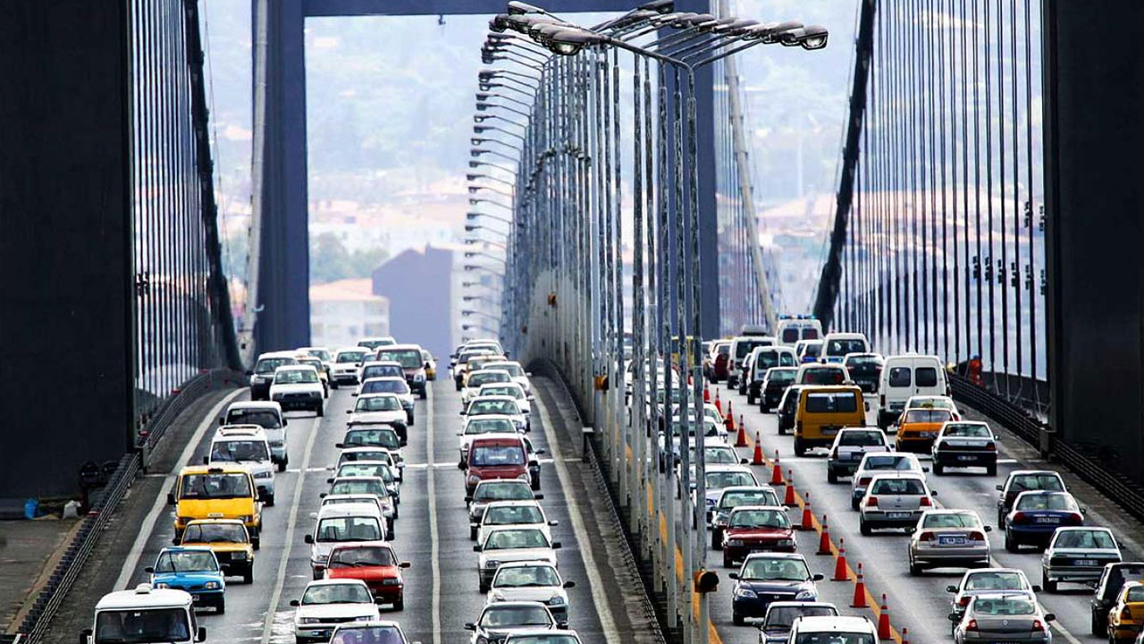 Foto - Araç sahipleri aman dikkat: Bundan sonra orta şeritten gidene ceza gelecek