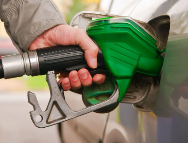 Foto - Araç sahipleri akaryakıt depolarını doldurun!  Gelen haberler çok ama çok kötü