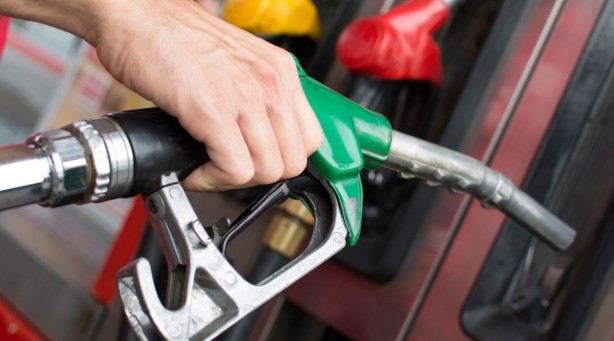 Foto - Araç sahipleri akaryakıt depolarını doldurun!  Gelen haberler çok ama çok kötü