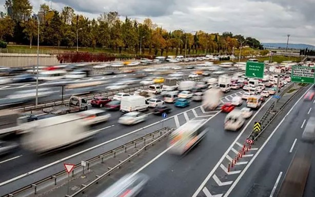 Araç sahipleri dikkat! 2024 yılı Motorlu Taşıtlar Vergisi (MTV) belli oldu! Hangi araç kaç TL MTV ödeyecek?