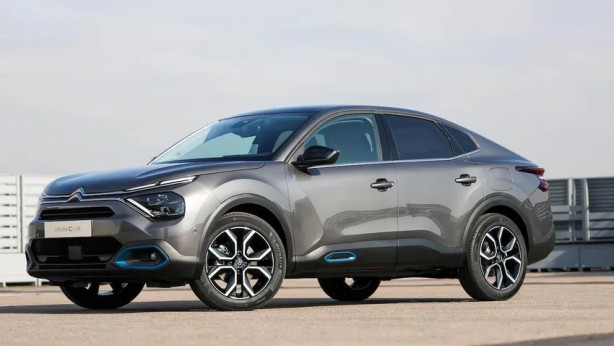 Foto - Araç sahipleri dikkat: Sıfır otomobilde ezber bozan kampanya başladı: 25 bin TL yakıt hediye!