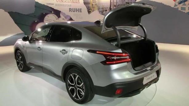 Foto - Araç sahipleri dikkat: Sıfır otomobilde ezber bozan kampanya başladı: 25 bin TL yakıt hediye!