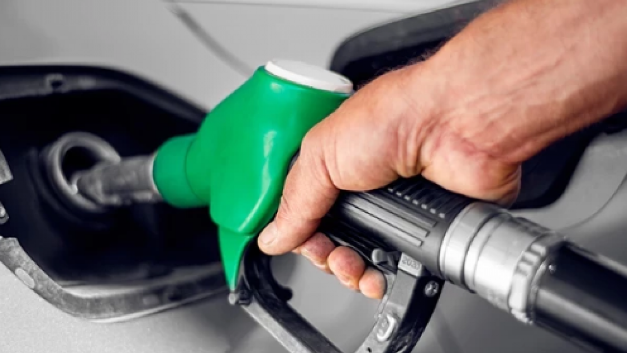 Araç sahipleri dikkat! Yeni haftada benzin veya motorine zam var mı?