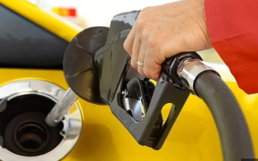 Araç sahipleri pişman olmamak için bu tarihe dikkat! Akaryakıt fiyatlarına çok büyük zam geliyor