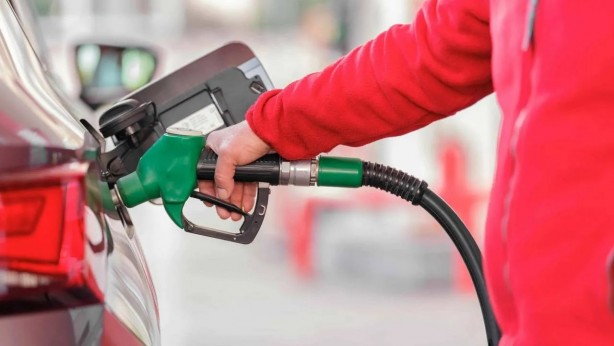 Foto - Araç sahipleri yandı! Akaryakıta büyük zam