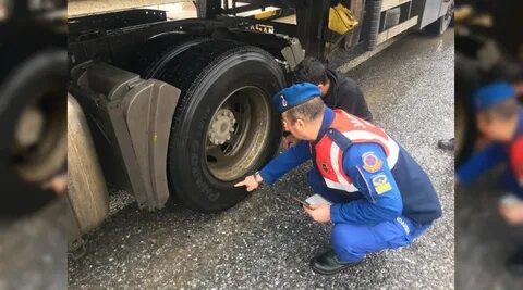 Foto - Aracı olanlar dikkat! Jandarma trafik takmayanlara ceza kesiyor
